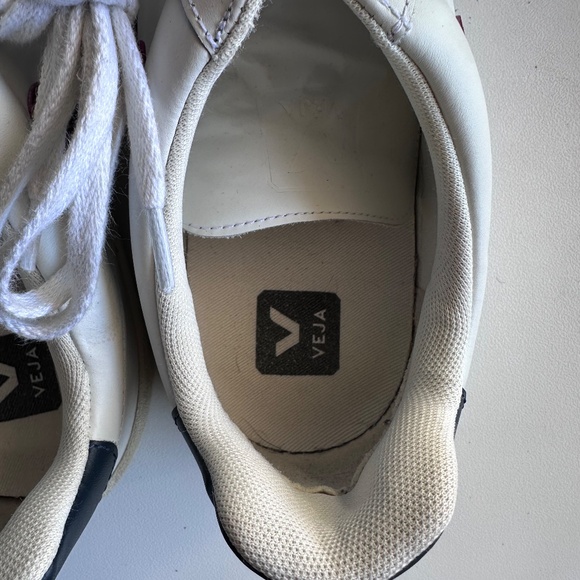 Veja V-12 Leather Low Sneakers in Extra White, Marsala, and Nautico - Picture 5 of 6